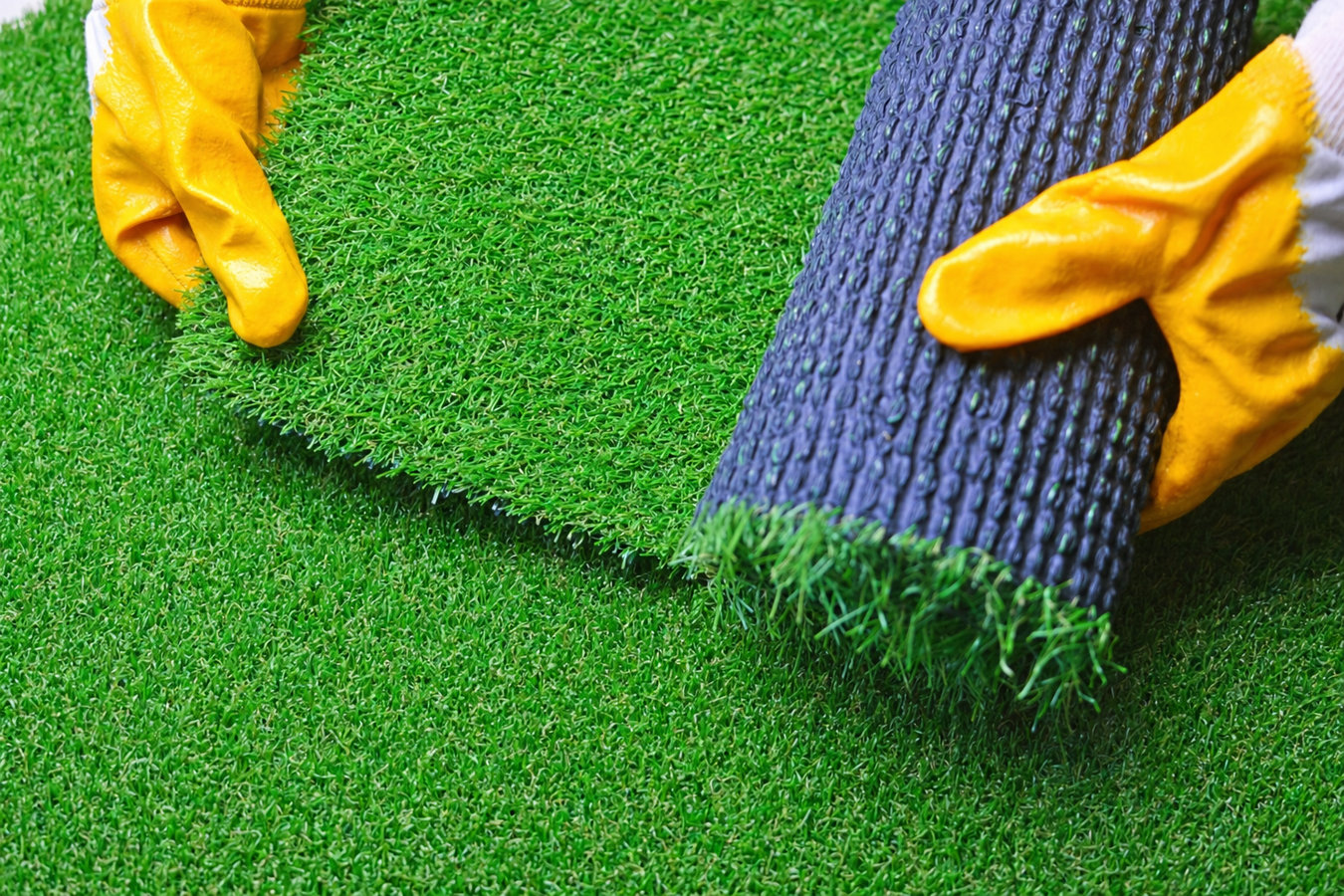 Synthetic lawn turf in Imperial Beach, CA
